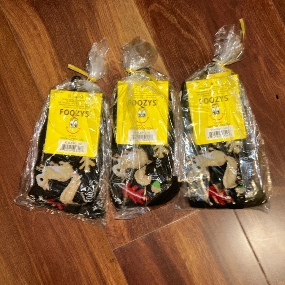 FOOZYS 3 pairs of Squirrel Black Socks size 9-11